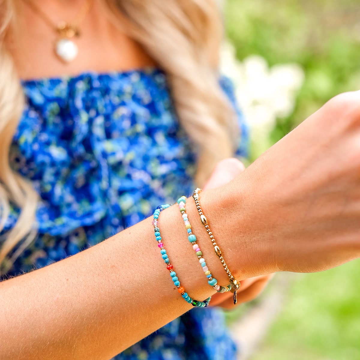 Blauwe kralen armband met hartje